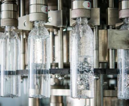 Spécialiste filtration industrielle : industrie des eaux et boissons
